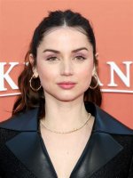 Ana De Armas - Weblogy
