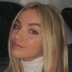 Aniko Bollok - Bio, Age, Wiki, Facts and Family ·