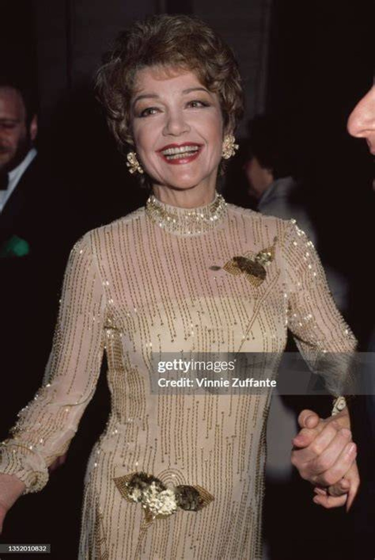 Anne Baxter ·