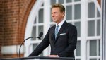 David Miscavige Bio, Age, Wife, Net Worth, Father, Mother, Height, Tom Cruise and House