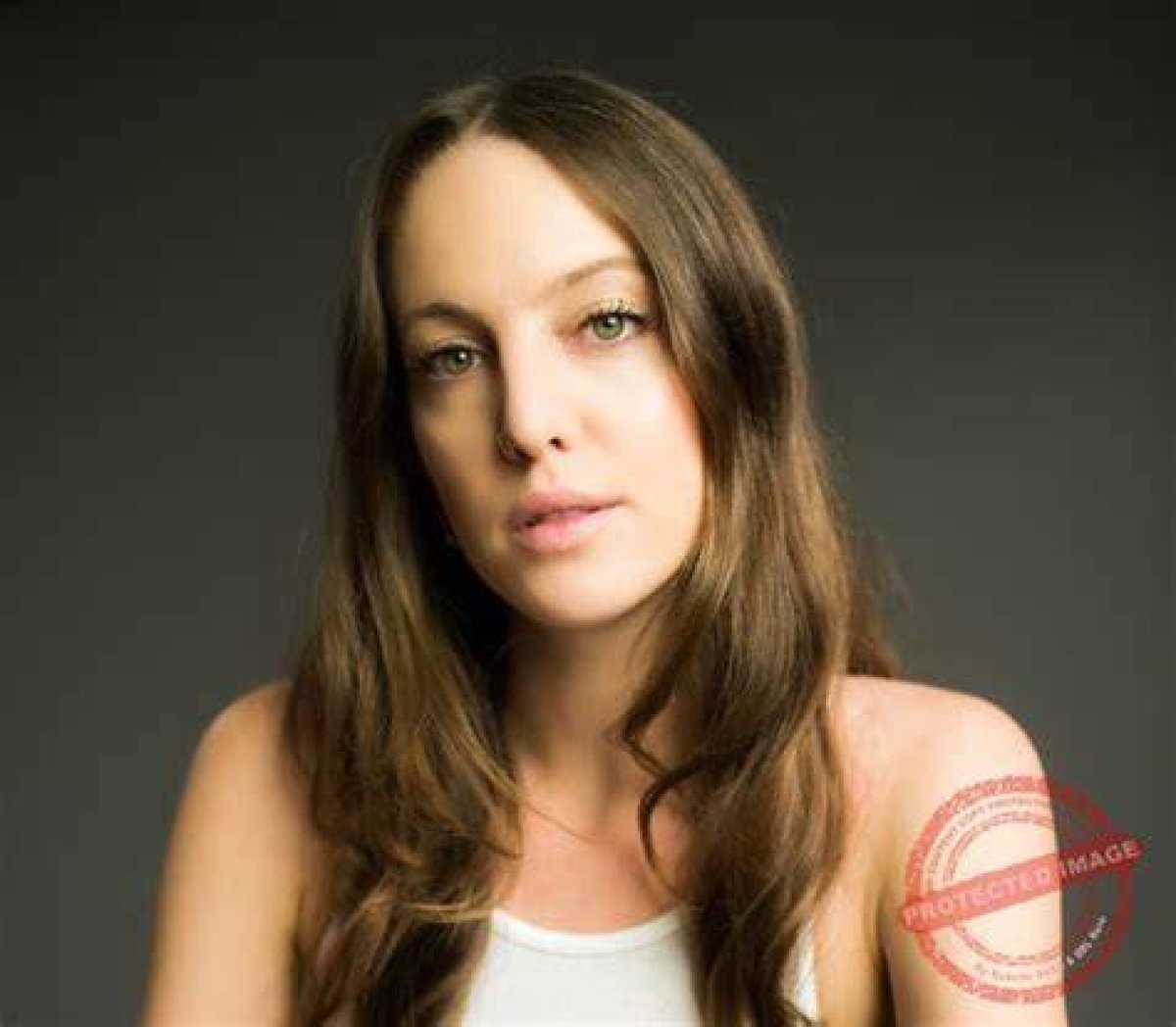 Eleanor Lambert Height, Weight, Net Worth, Age, Birthday, Wikipedia, Who, Instagram, Biography