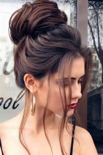 Elegant and Chic: Discovering Fancy Bun Hairstyles