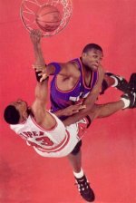 Internet Imagines Scottie Pippen Finding Gucci Flip Flops to Prove Future Bagged His Wife |