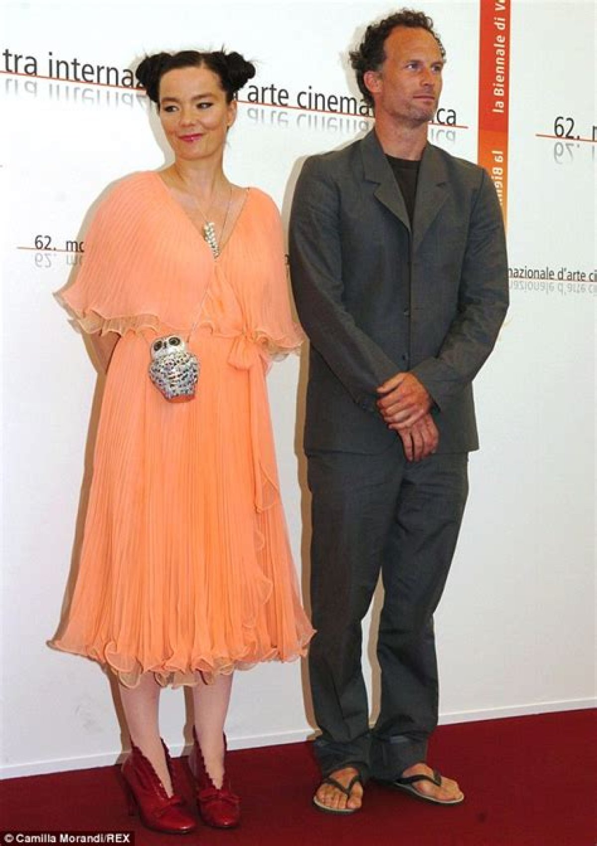 Is Björk Married? Exploring the Personal Life of the Iconic Artist