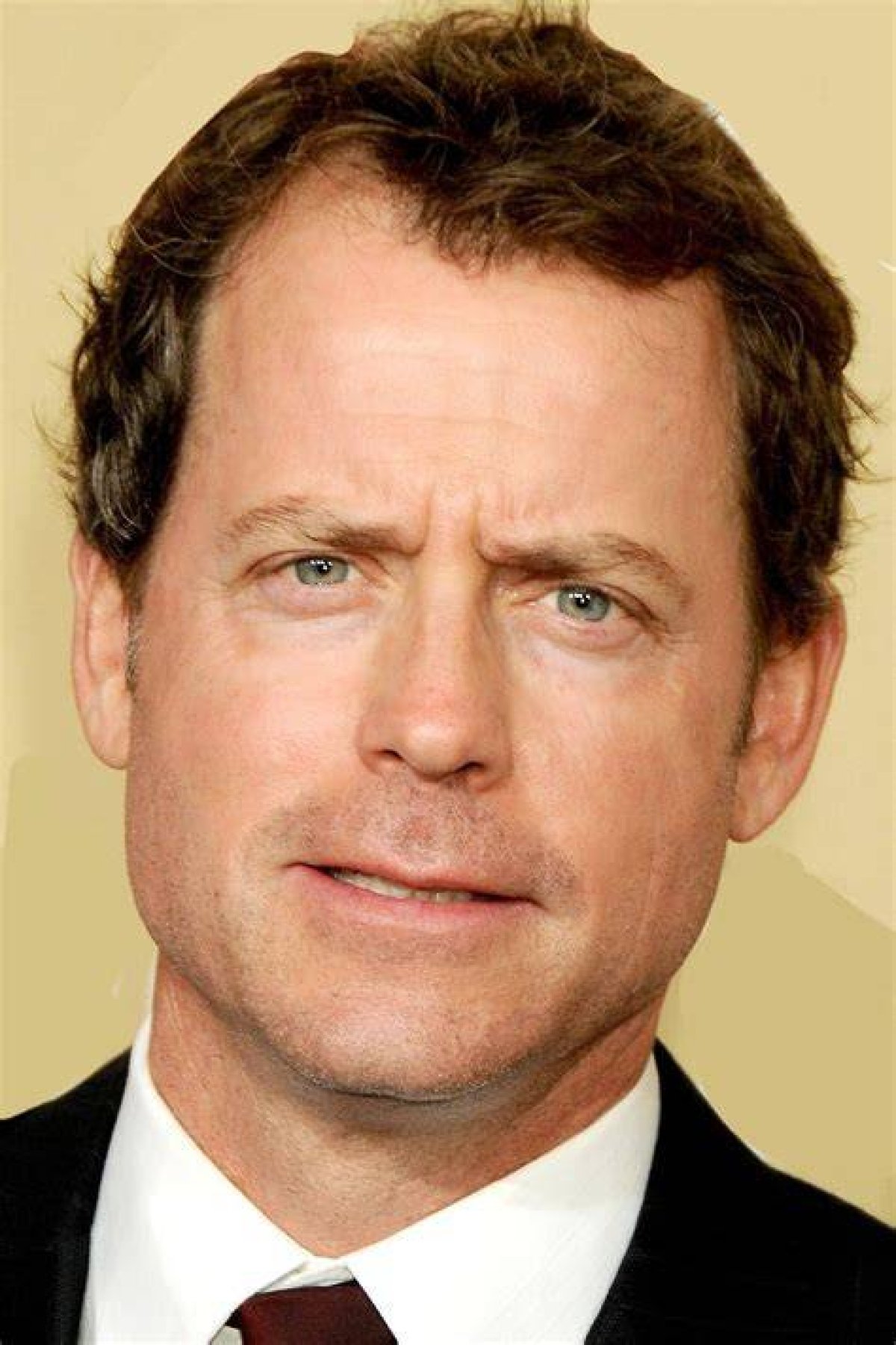 Is Greg Kinnear a Devout Christian? Uncovering His Religious Beliefs
