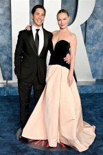Justin Long Reveals He and Kate Bosworth Are Married