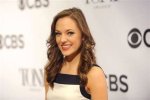 Laura Osnes Net Worth |