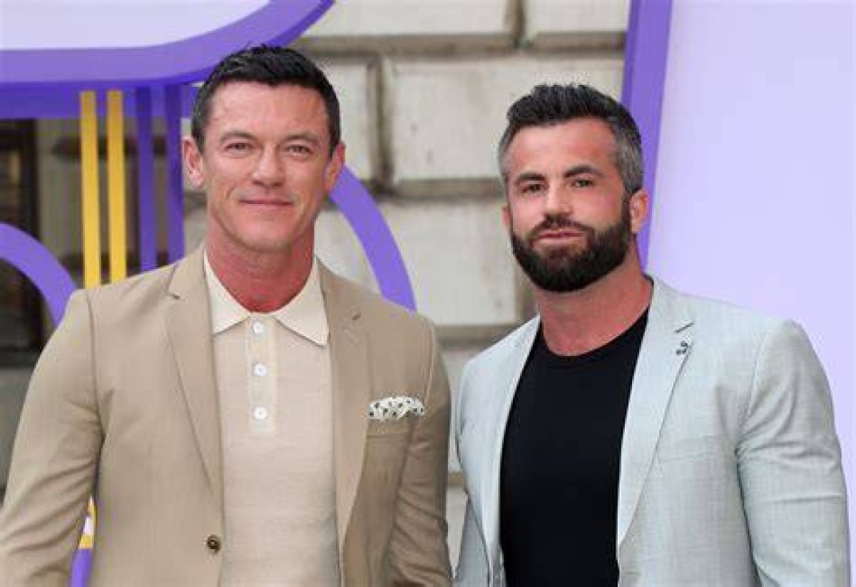 Luke Evans' Relationships: a Comprehensive Guide