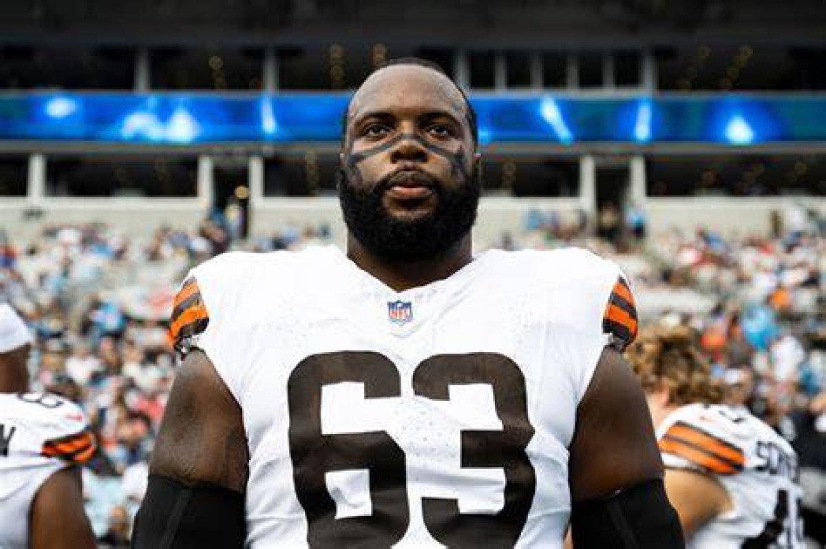 Ralph Browns Nfl Net Worth Explored: Selling Sunsets Amanza Talks Ex Husbands Salary F