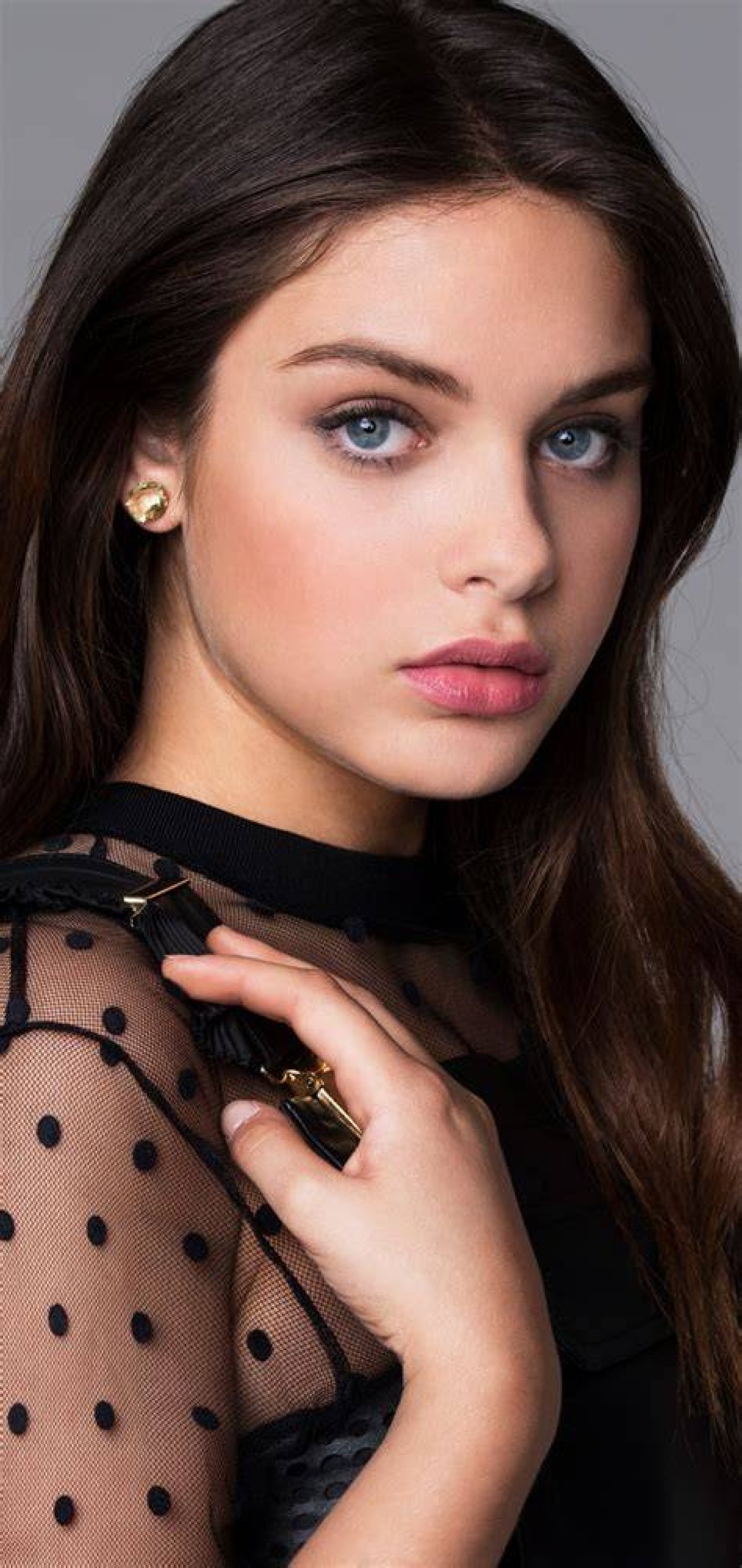 Understanding Odeya Rush: the Rising Star of Hollywood