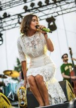 Unveiling the Life of Jade Castrinos' Husband: a Journey of Love and Partnership