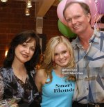 Who Is Sara Paxton? Her Parents, Height, Boyfriend, Family, Other Facts