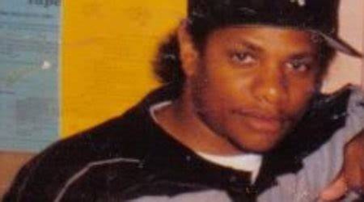 Zoomblog | Eazy E- Bio, Age, Height, Net Worth, Girlfriend, Dating, Height